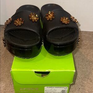 Crocs Women's Black Platform Sandals with Metallic Blooms